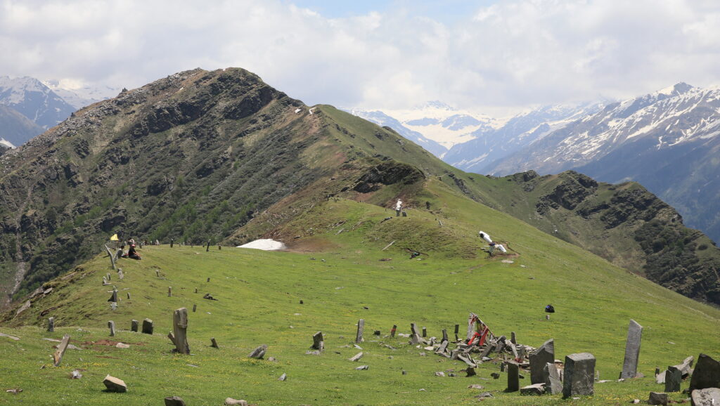 Manali to Malana: Chandrakhani Pass Trek 